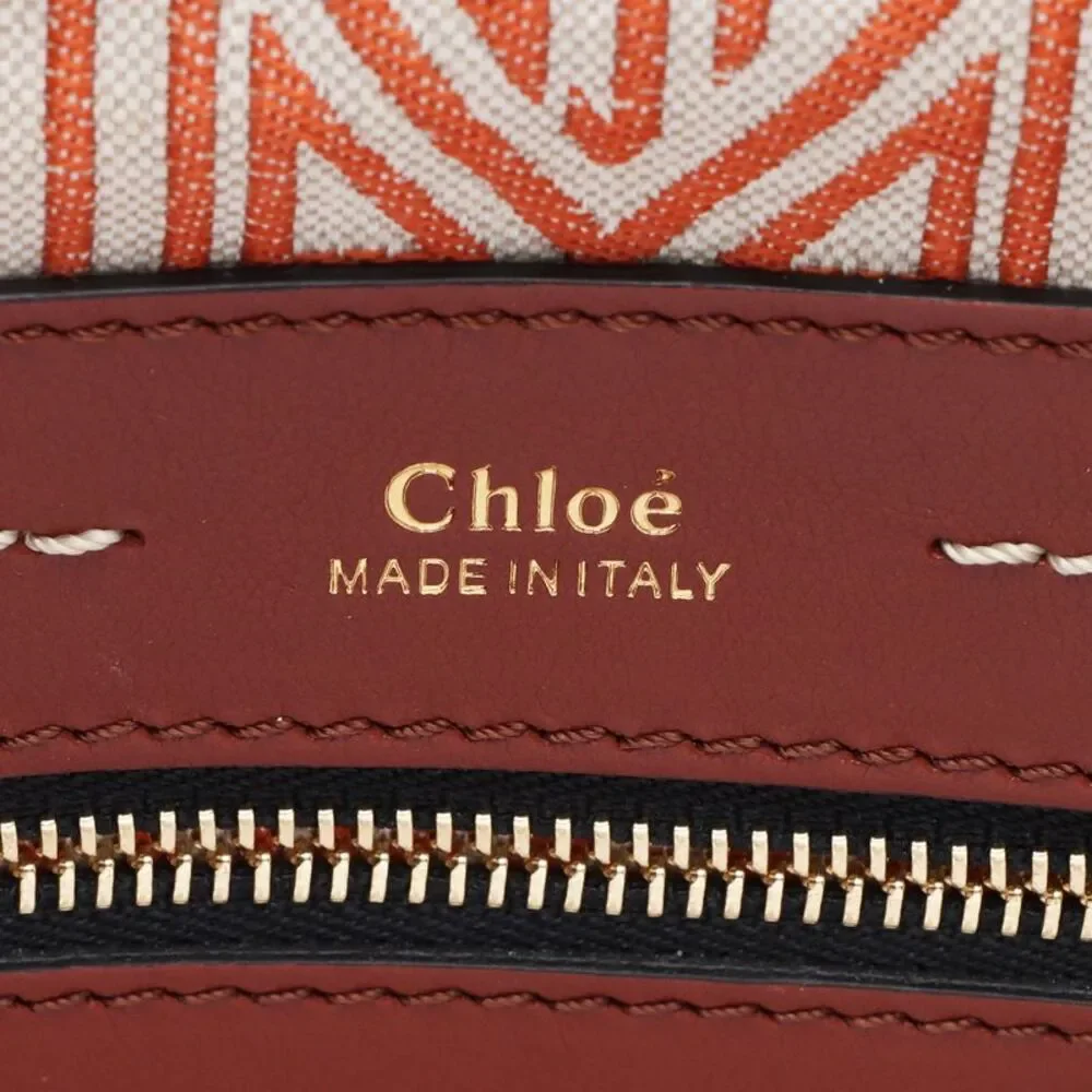 Chloe founded 1952
